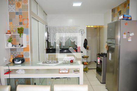 Casa à venda com 200m², 3 quartos e 2 vagasCozinha