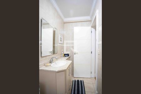 Casa para alugar com 660m², 4 quartos e 3 vagasBanheiro da Suíte 4