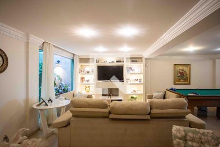 Casa para alugar com 660m², 4 quartos e 3 vagasÁrea comum