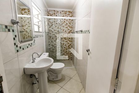 Banheiro de casa para alugar com 1 quarto, 52m² em Jardim Catanduva, São Paulo