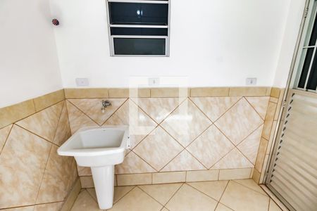 Detalhe da area de serviço de casa para alugar com 1 quarto, 52m² em Jardim Catanduva, São Paulo