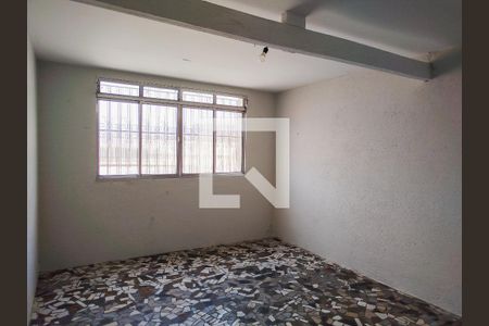 Casa à venda com 168m², 2 quartos e 2 vagasEdicula