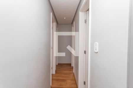 Corredor  de apartamento à venda com 2 quartos, 68m² em Jardim Melo, Diadema