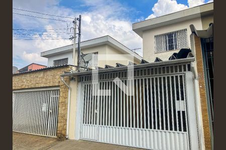 Casa à venda com 135m², 3 quartos e 2 vagasFachada