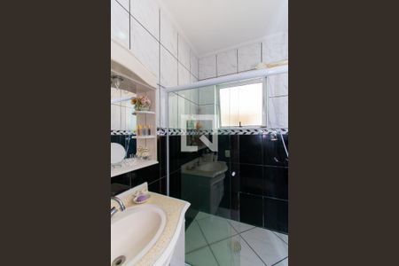 Casa à venda com 135m², 3 quartos e 2 vagasBanheiro da Suíte