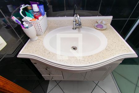 Casa à venda com 135m², 3 quartos e 2 vagasBanheiro da Suíte