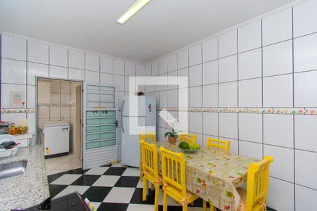 Casa à venda com 135m², 3 quartos e 2 vagasCozinha