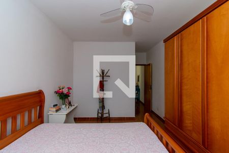 Casa à venda com 135m², 3 quartos e 2 vagasSuíte