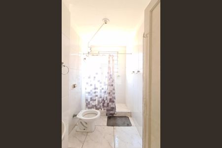 Apartamento à venda com 60m², 2 quartos e sem vaga Apartamento à venda com 60m², 2 quartos e sem vagaBanheiro