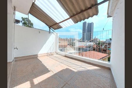 Casa à venda com 250m², 5 quartos e 1 vaga Casa à venda com 250m², 5 quartos e 1 vagaVaranda/Lavanderia