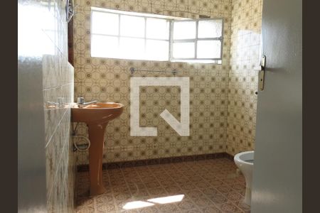 Casa à venda com 250m², 5 quartos e 1 vagaBanheiro