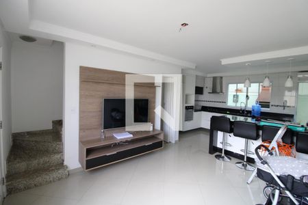 Sala / Cozinha de casa de condomínio à venda com 2 quartos, 100m² em Jardim Carlu, São Paulo