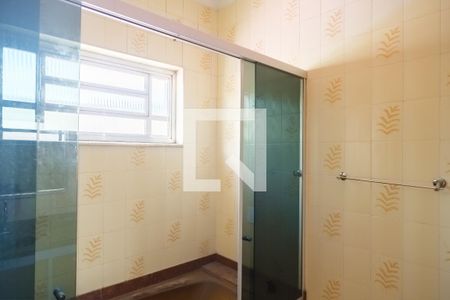 Casa para alugar com 160m², 3 quartos e 2 vagasBanheiro Social