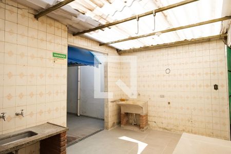 Casa para alugar com 160m², 3 quartos e 2 vagasQuintal