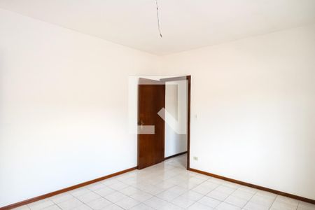 Casa para alugar com 160m², 3 quartos e 2 vagasQuarto 2