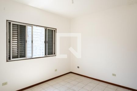 Casa para alugar com 160m², 3 quartos e 2 vagasQuarto 3
