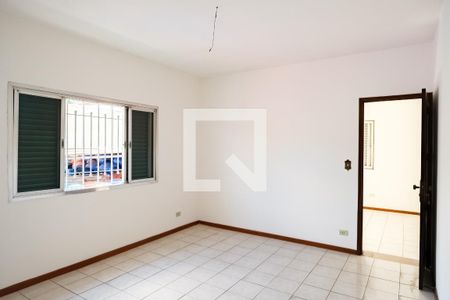Casa para alugar com 160m², 3 quartos e 2 vagasQuarto 2