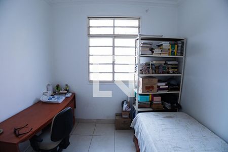Quarto 2 de apartamento para alugar com 3 quartos, 80m² em Santa Rosa, Belo Horizonte