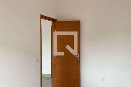 Quarto 1 de casa de condomínio para alugar com 2 quartos, 65m² em Vila Tupi, Praia Grande