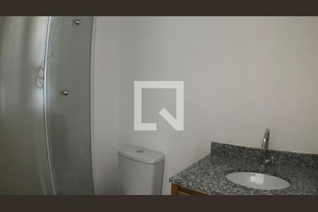 Banheiro de apartamento para alugar com 1 quarto, 27m² em Vila Mariana, São Paulo