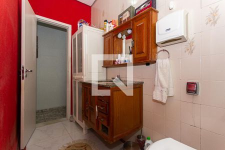 Casa à venda com 140m², 3 quartos e 2 vagasBanheiro