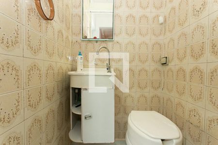 Casa à venda com 140m², 3 quartos e 2 vagasLavabo