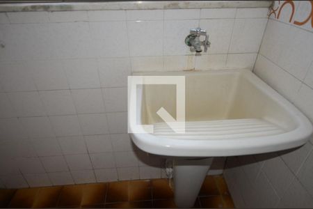 Apartamento para alugar com 71m², 2 quartos e 1 vagaÁrea de Serviço