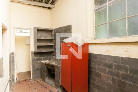 Casa à venda com 389m², 4 quartos e 1 vagaÁrea de Serviço