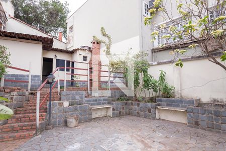 Casa à venda com 389m², 4 quartos e 1 vagaQuintal