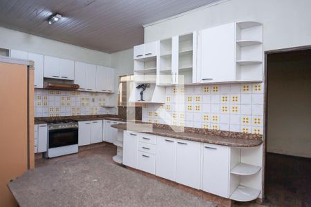 Casa à venda com 389m², 4 quartos e 1 vagaCozinha