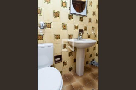 Casa à venda com 389m², 4 quartos e 1 vagaBanheiro da Suíte