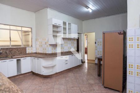 Casa à venda com 389m², 4 quartos e 1 vagaCozinha