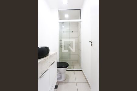 Apartamento para alugar com 55m², 2 quartos e 1 vaga Apartamento para alugar com 55m², 2 quartos e 1 vagaBanheiro