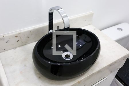 Apartamento para alugar com 55m², 2 quartos e 1 vaga Apartamento para alugar com 55m², 2 quartos e 1 vagaBanheiro