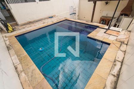 Casa à venda com 260m², 4 quartos e 1 vagaPiscina