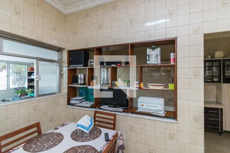 Casa à venda com 260m², 4 quartos e 1 vagaCozinha