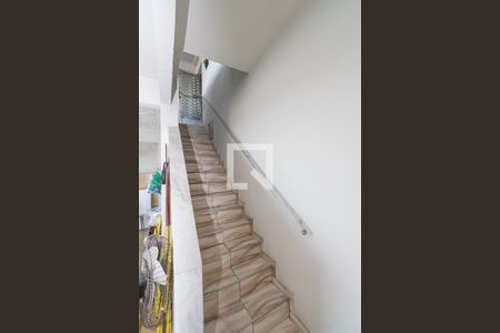 Casa à venda com 260m², 4 quartos e 1 vagaLavanderia - Escada de acesso