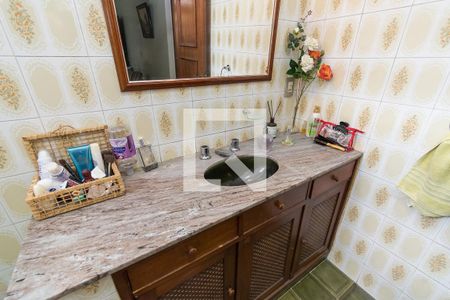 Casa à venda com 260m², 4 quartos e 1 vagaBanheiro Social