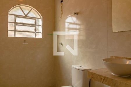 Casa à venda com 250m², 3 quartos e 5 vagasBanheiro do Quarto 3 