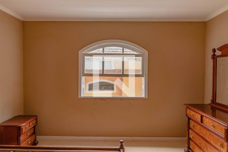 Casa à venda com 250m², 3 quartos e 5 vagasQuarto 2 