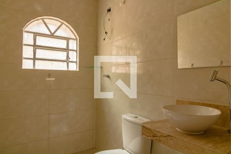 Casa à venda com 250m², 3 quartos e 5 vagasBanheiro do Quarto 3 