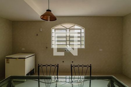 Casa à venda com 250m², 3 quartos e 5 vagasCozinha 