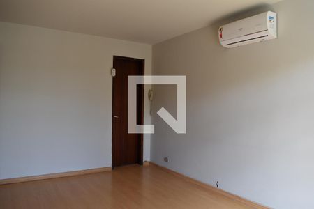 Suíte de casa para alugar com 3 quartos, 170m² em Santa Quiteria, Curitiba