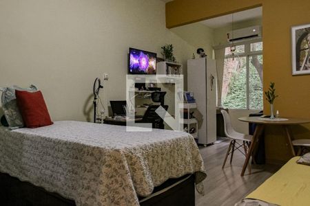 Sala/Quarto de apartamento para alugar com 1 quarto, 30m² em Copacabana, Rio de Janeiro