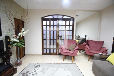 Sala  de casa para alugar com 3 quartos, 288m² em Parque Ipe, São Paulo