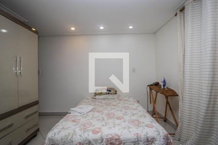 Suite 1 de casa para alugar com 3 quartos, 288m² em Parque Ipe, São Paulo
