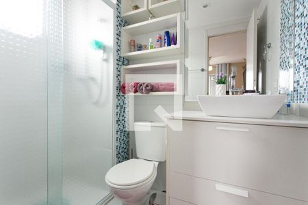 Apartamento à venda com 68m², 2 quartos e 1 vaga Apartamento à venda com 68m², 2 quartos e 1 vagaBanheiro da Suíte