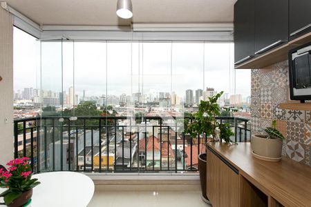 Apartamento à venda com 68m², 2 quartos e 1 vaga Apartamento à venda com 68m², 2 quartos e 1 vagaVaranda