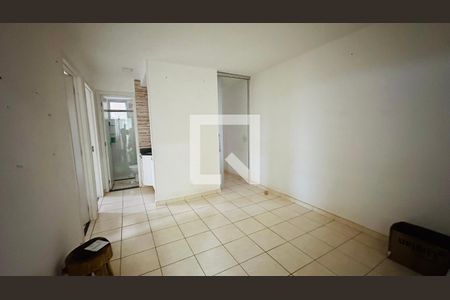 Sala de apartamento para alugar com 2 quartos, 46m² em Setor Residencial Porto Dourado, Goiânia