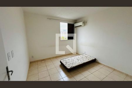Quarto 1 de apartamento para alugar com 2 quartos, 46m² em Setor Residencial Porto Dourado, Goiânia
